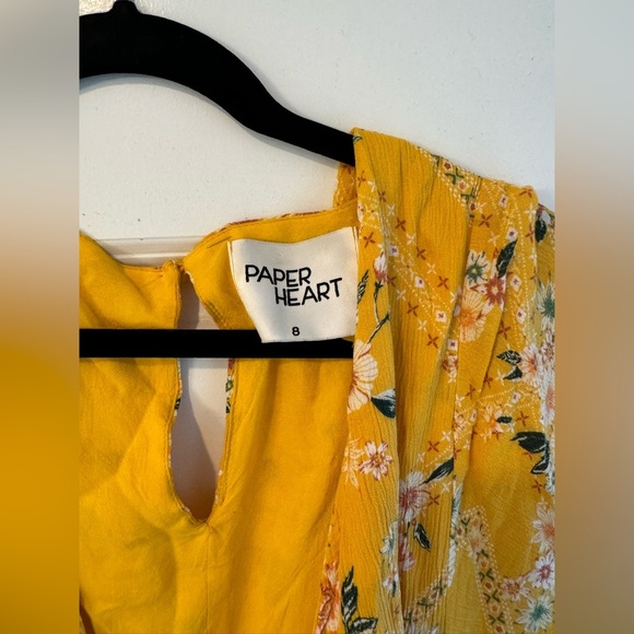 Paper Heart Tied Yellow Floral Romper Size 8 - Picture 2 of 6